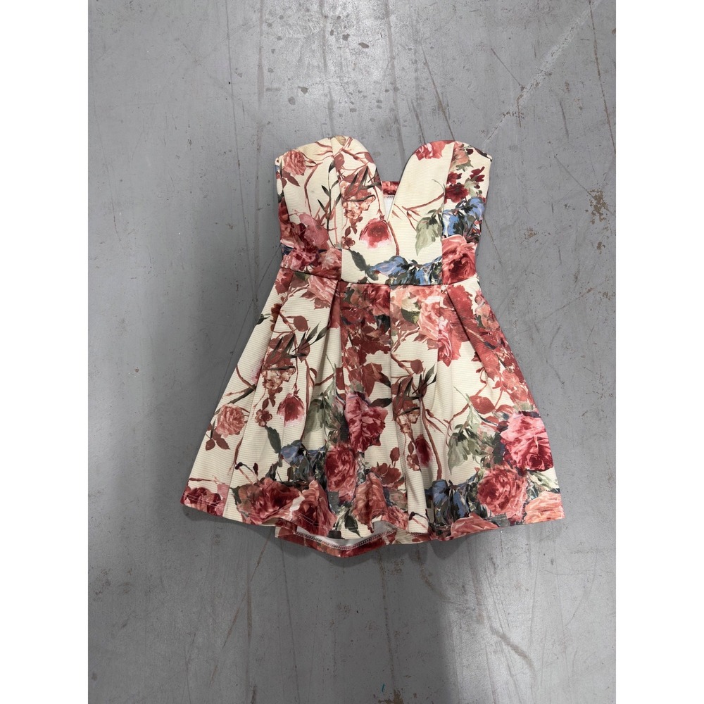 Floral Strapless Sweetheart Romper Pink Red Rose Print Textured Mini Jumpsuit